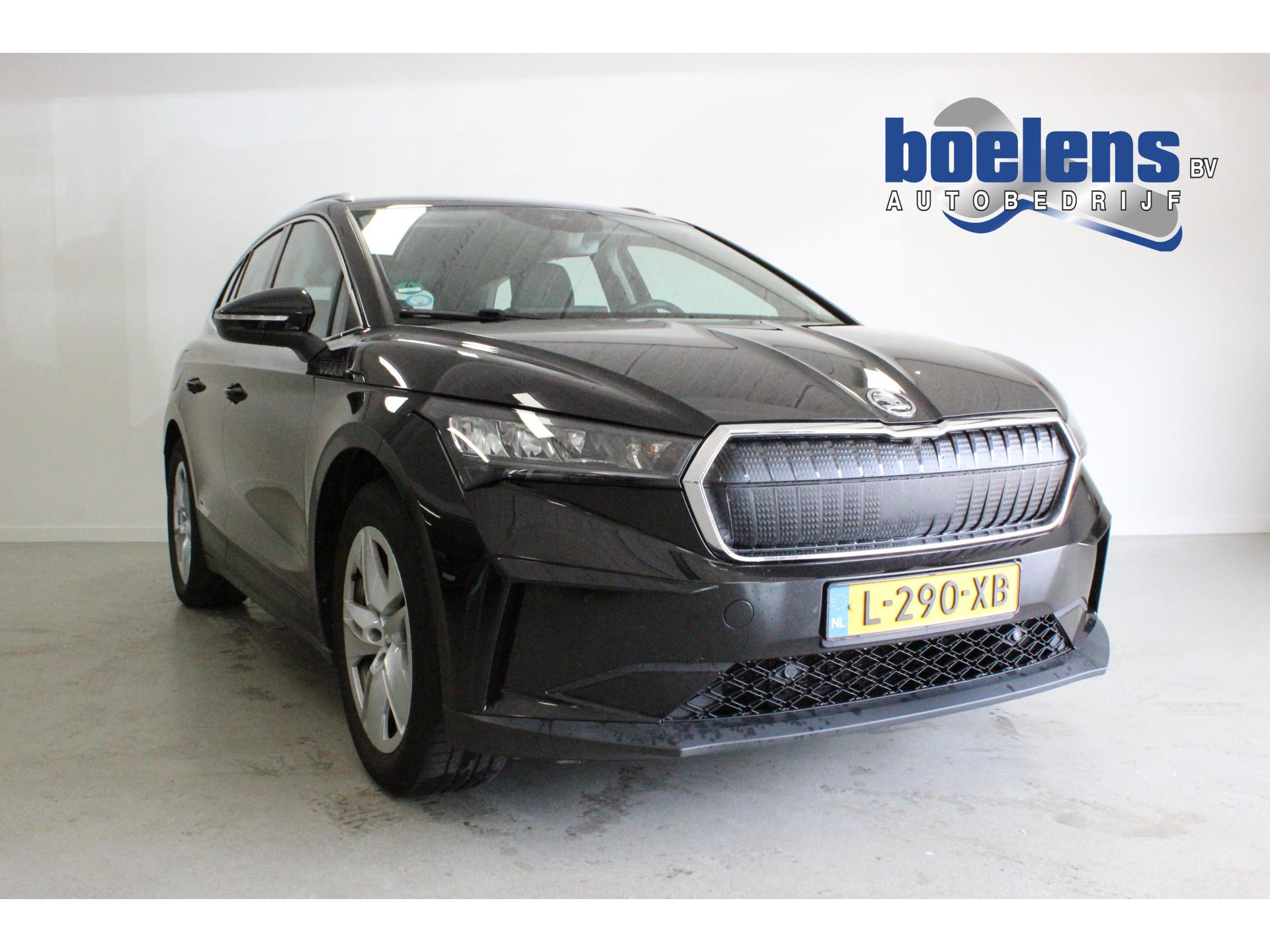 80 | DAB-RADIO | CAMERA | CARPLAY | 19'LMV | SFEER | NAVIGATIE | PDC | KEYLESS |